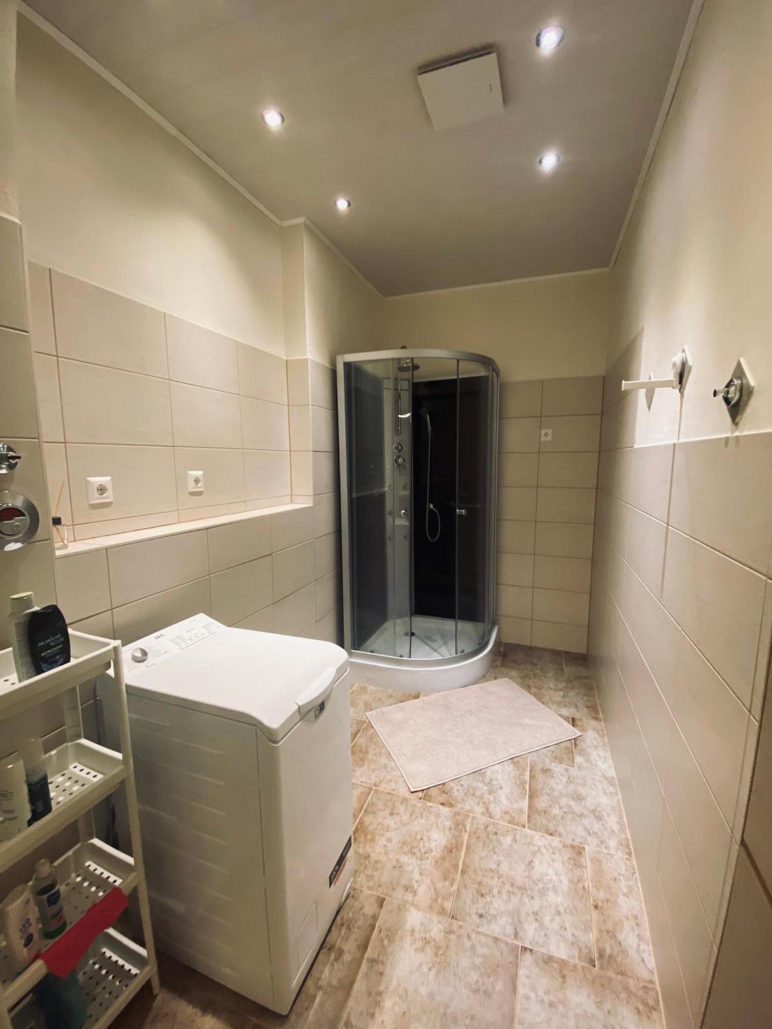 Appartamento Flat For Up To 4 People In Dresden-Striesen Esterno foto